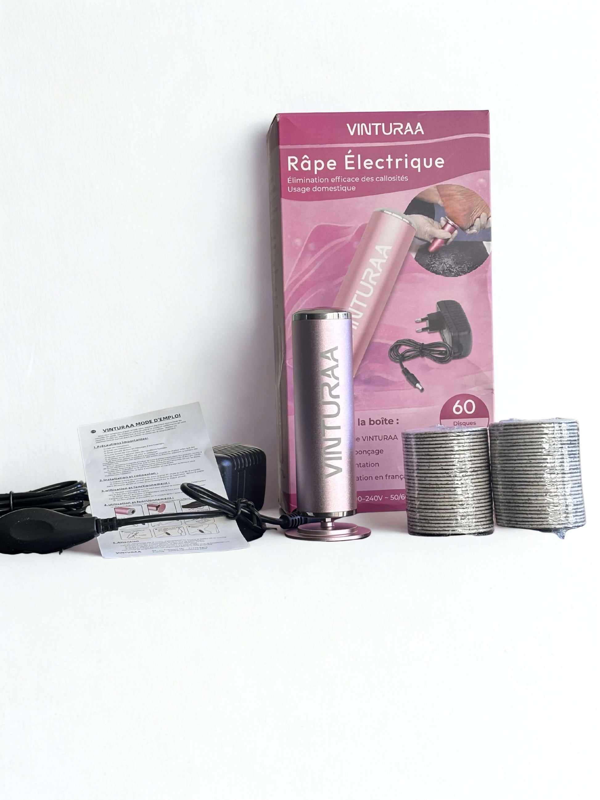 dissolvant callosités électrique avec 60 disques abrasifs et râpe électrique VINTURAA pour des pieds doux et lisses.